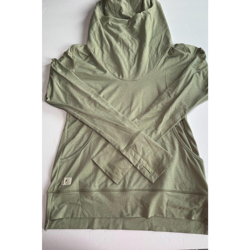 DESO Outdoor Hoodie Mens Large Sage Green Performance Pullover Athleisure